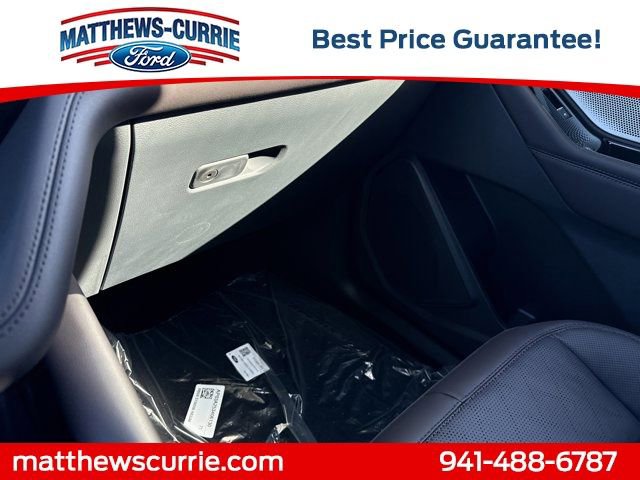 New 2026 Ford Explorer Platinum image 26