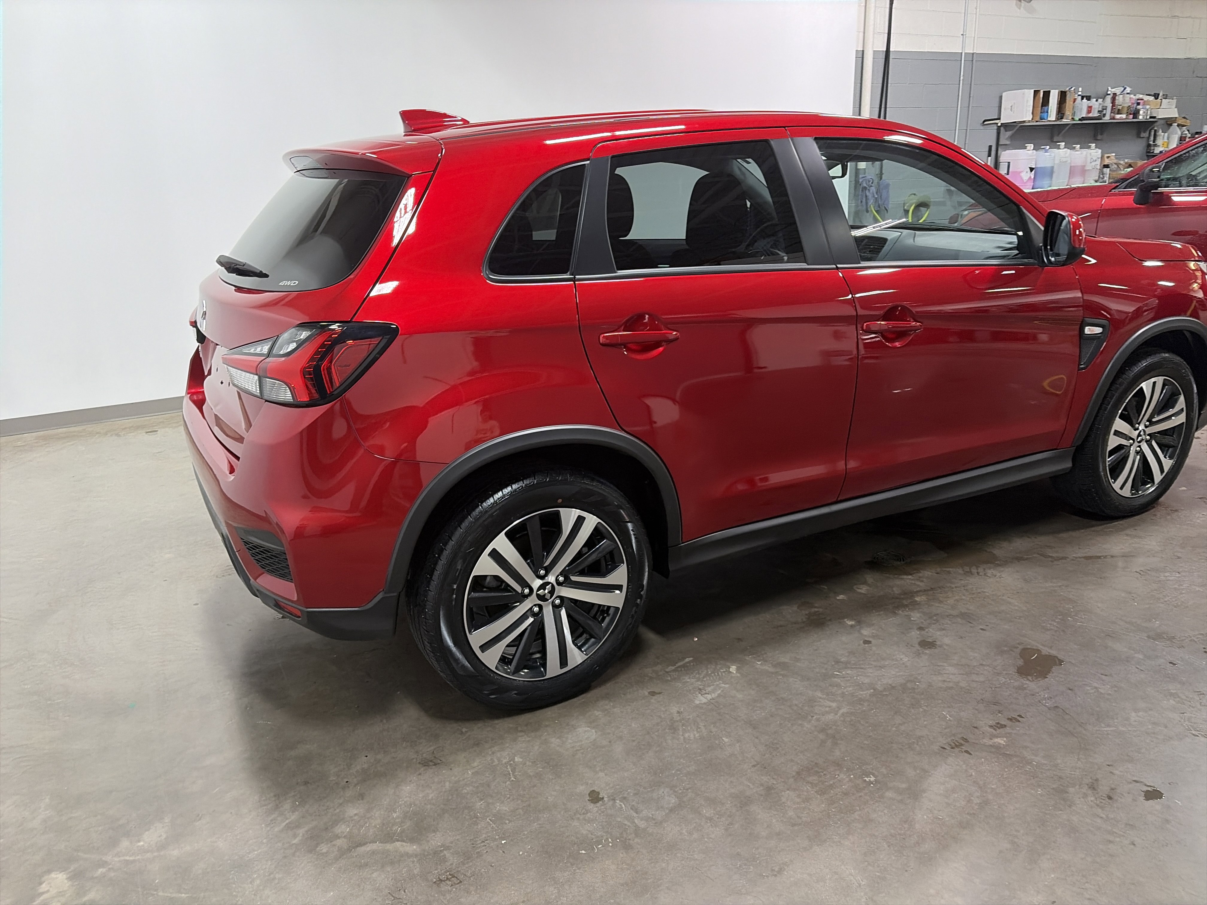 Used 2025 Mitsubishi Outlander Sport ES image 3