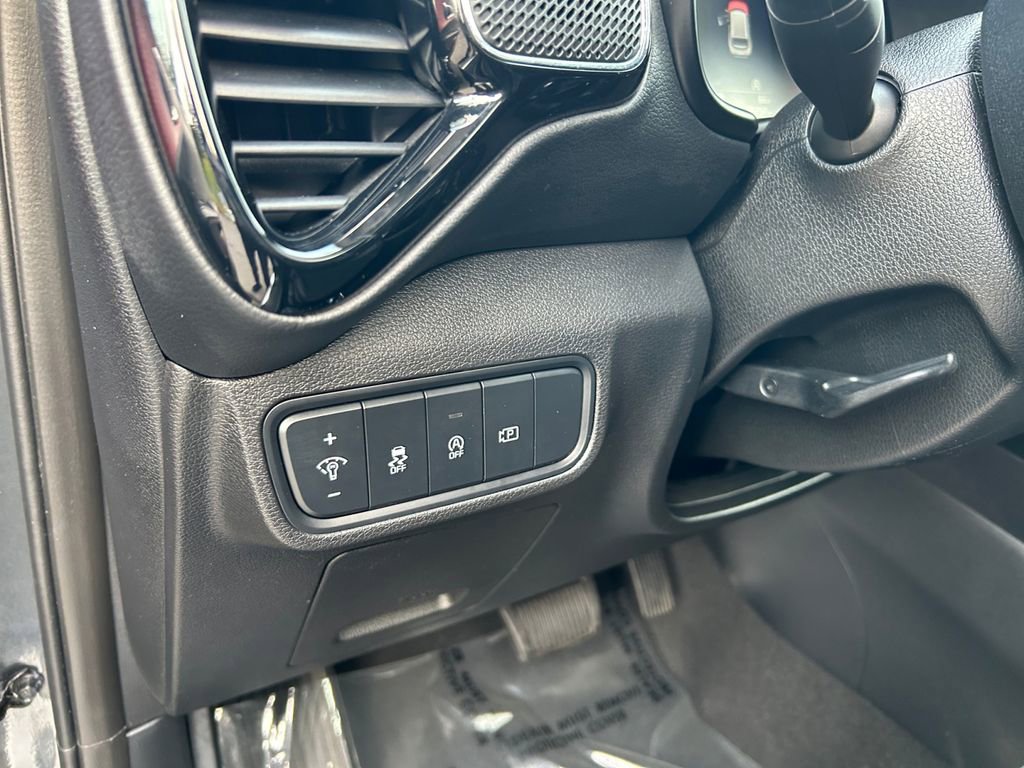 Used 2023 Kia Soul GT-Line image 22