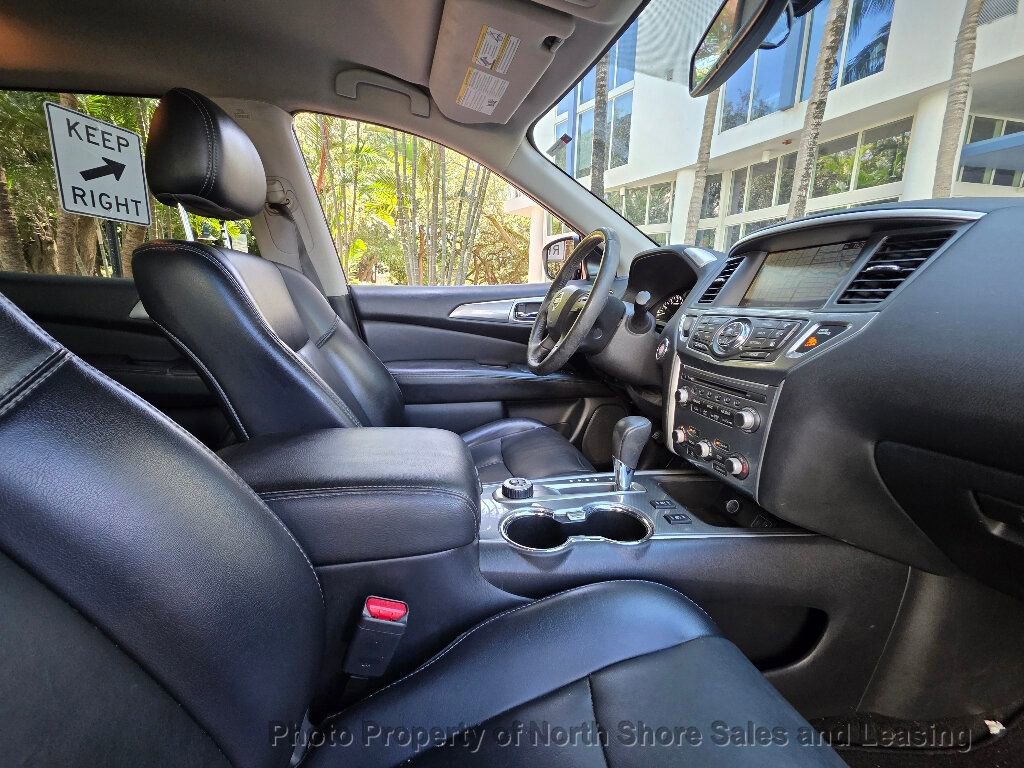 Used 2019 Nissan Pathfinder SL image 10