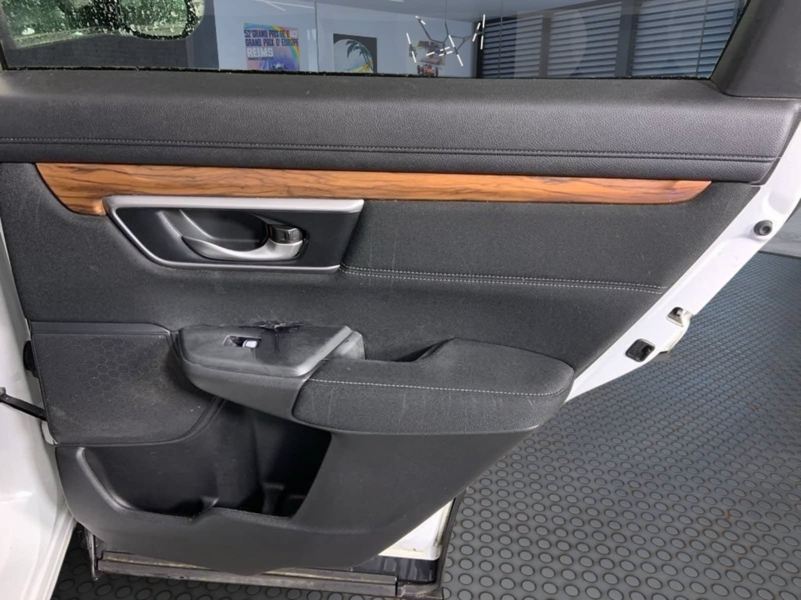 Used 2020 Honda CR-V EX image 11