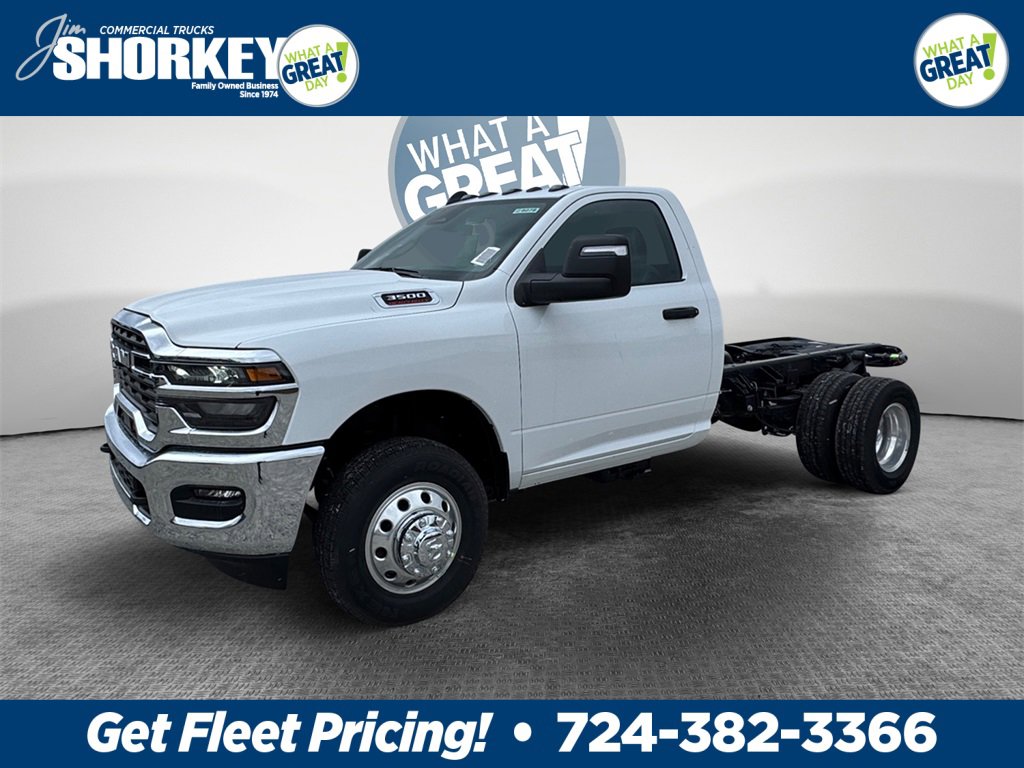 New 2026 RAM 3500 Tradesman w/ Chrome Appearance Group image 7