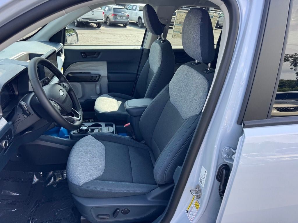 New 2026 Ford Maverick XLT w/ XLT Luxury Package FWD image 19