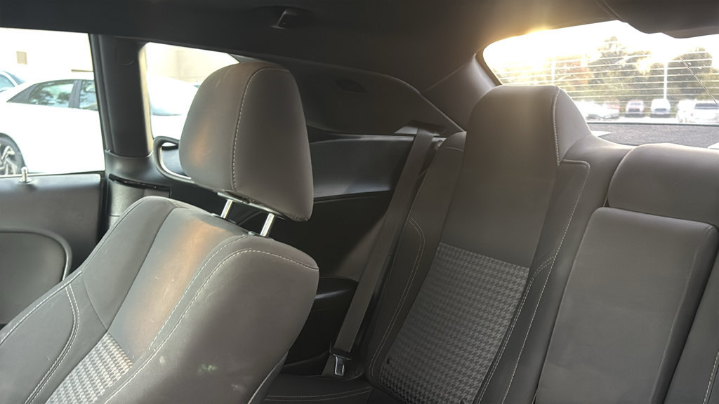 Used 2018 Dodge Challenger SXT RWD image 28