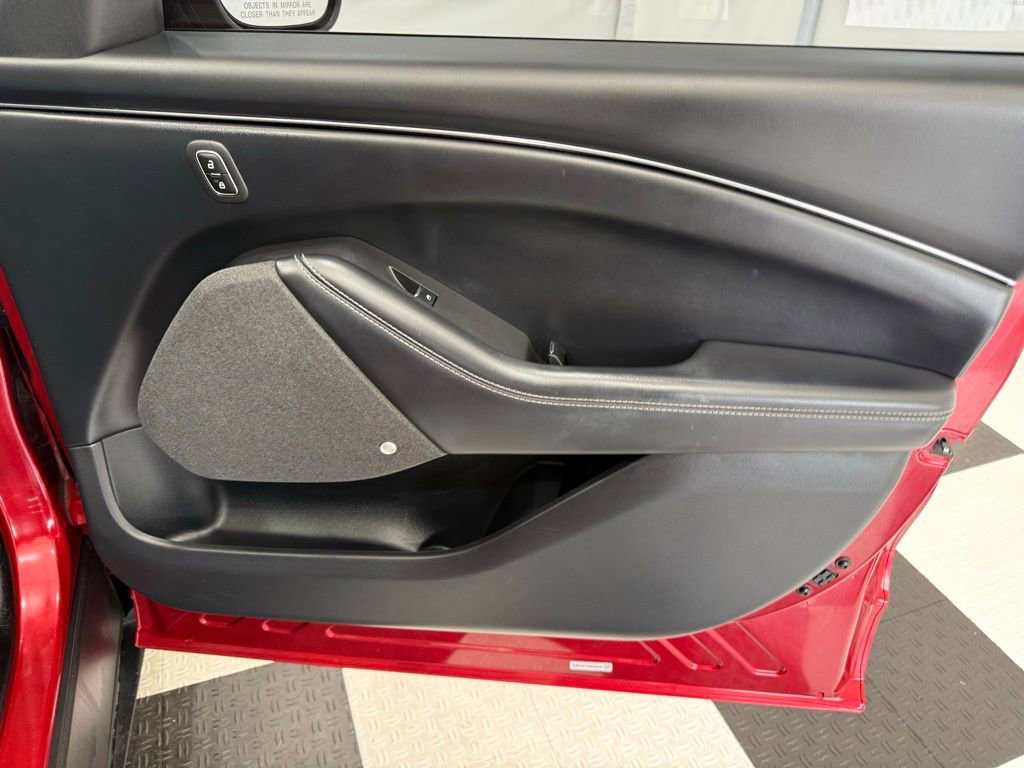 Used 2021 Ford Mustang Mach-E Premium RWD image 21