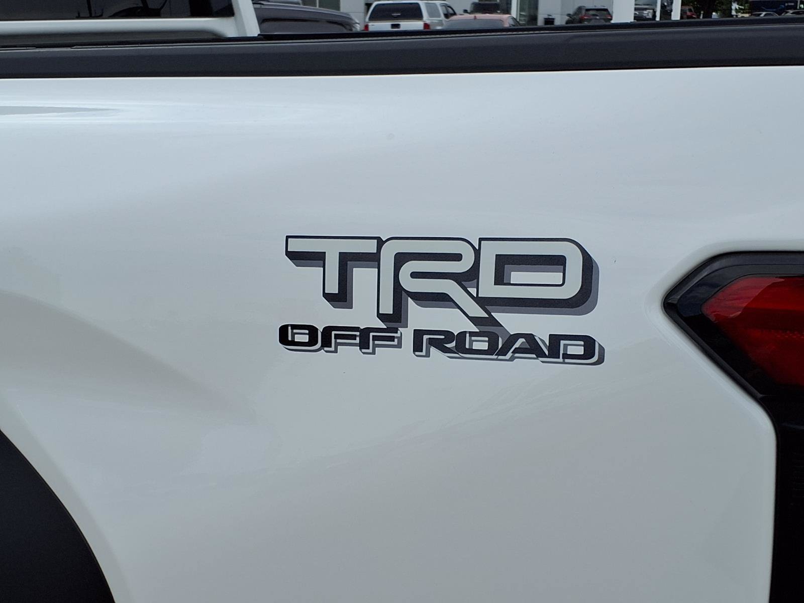 Used 2024 Toyota Tacoma TRD Off-Road AWD/4WD image 10