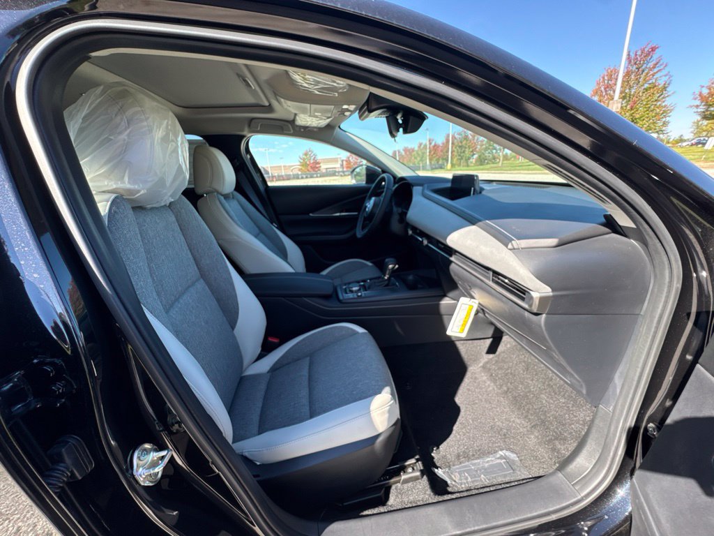 New 2026 MAZDA CX-30 Aire Edition AWD/4WD image 3