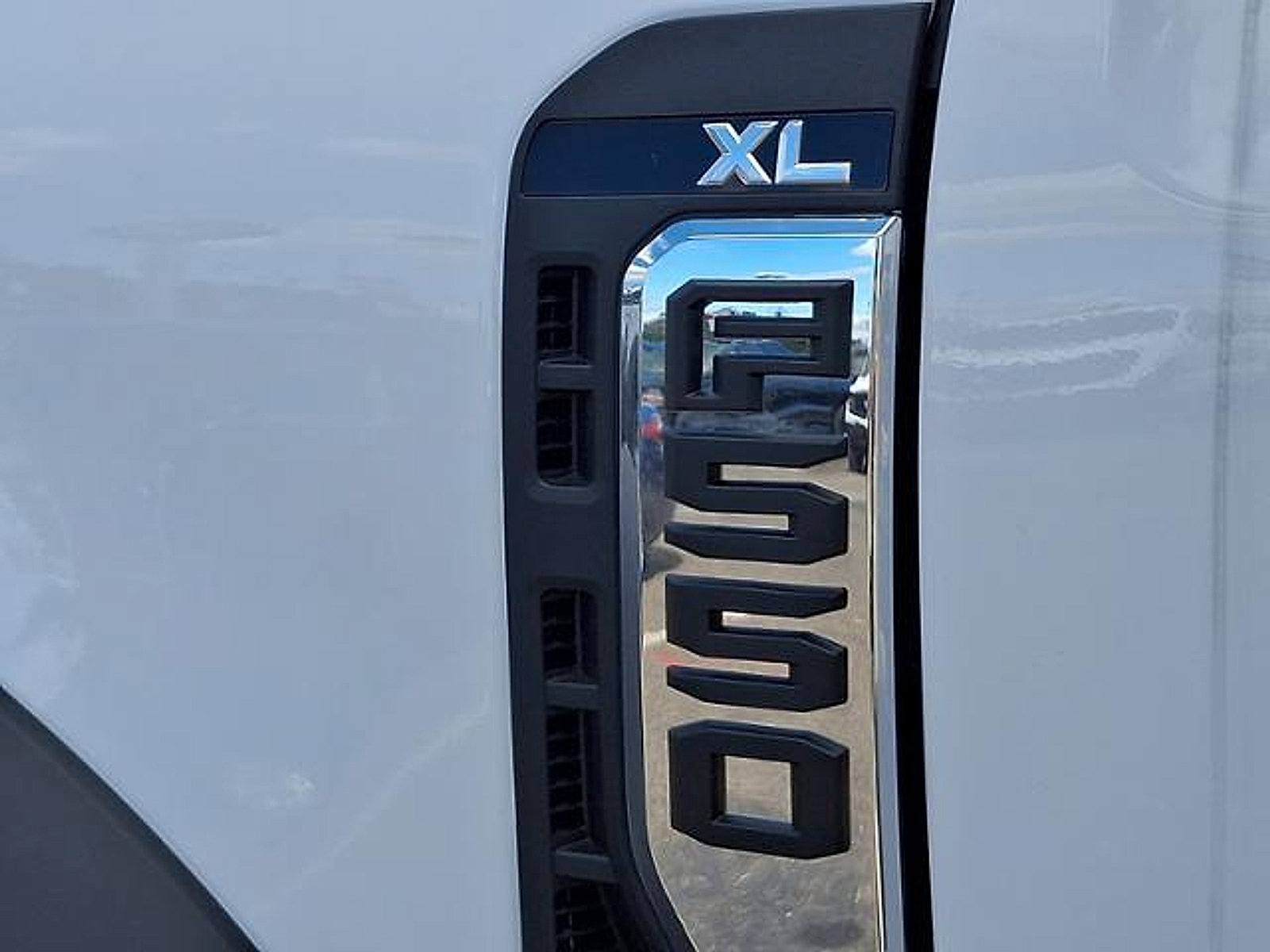 New 2026 Ford F550 4x4 Regular Cab Super Duty image 13