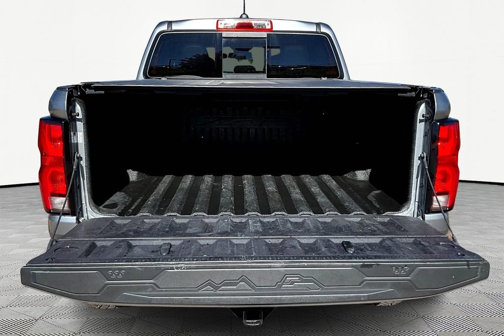 Used 2023 Chevrolet Colorado ZR2 w/ ZR2 Convenience Package III image 30