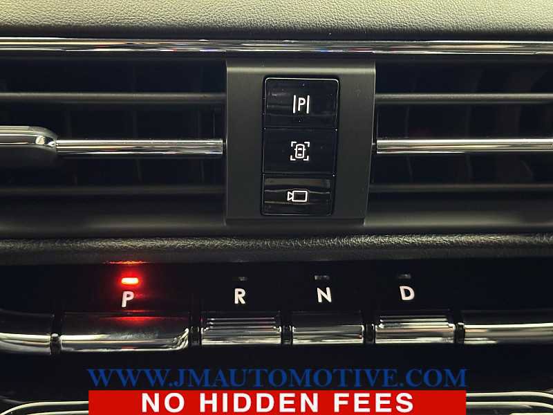 Used 2022 Lincoln Corsair AWD w/ Equipment Group 101A image 30