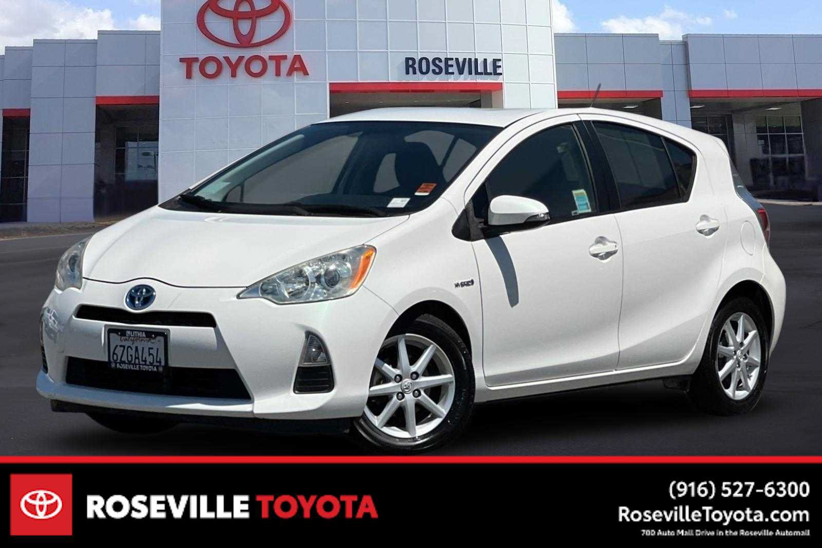 Used 2012 Toyota Prius C Three FWD image 1