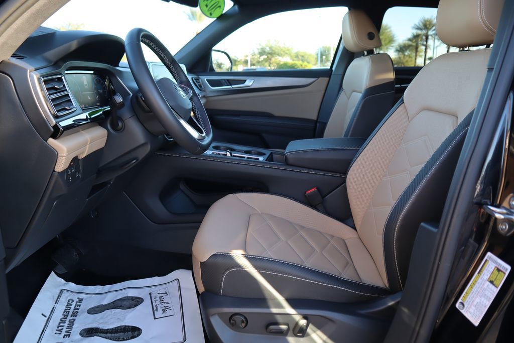 Used 2024 Volkswagen Atlas Cross Sport SE image 18