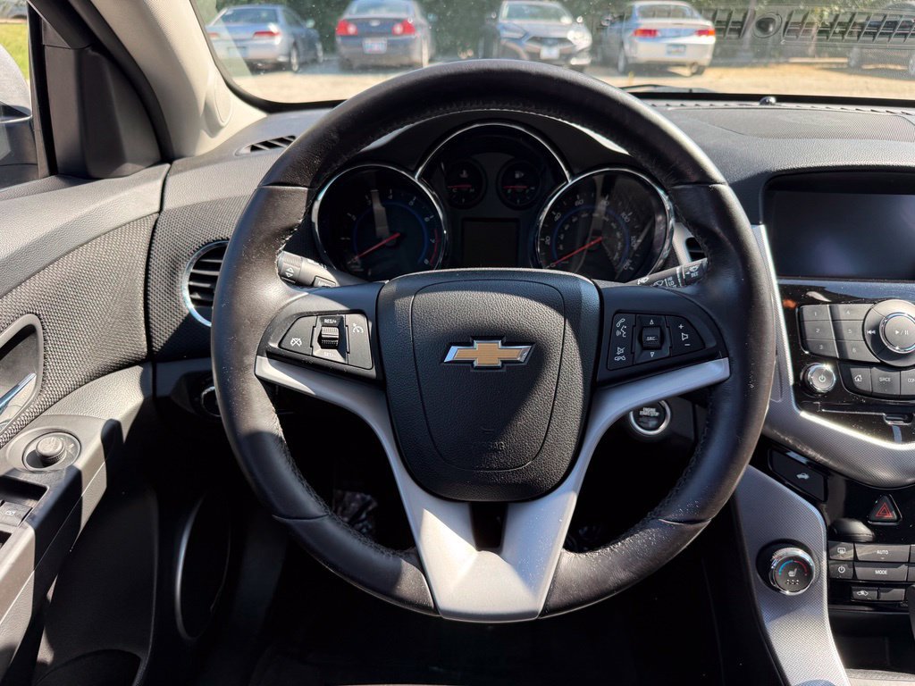 Used 2015 Chevrolet Cruze LTZ w/ Sun, Sound and Sport Package FWD image 16