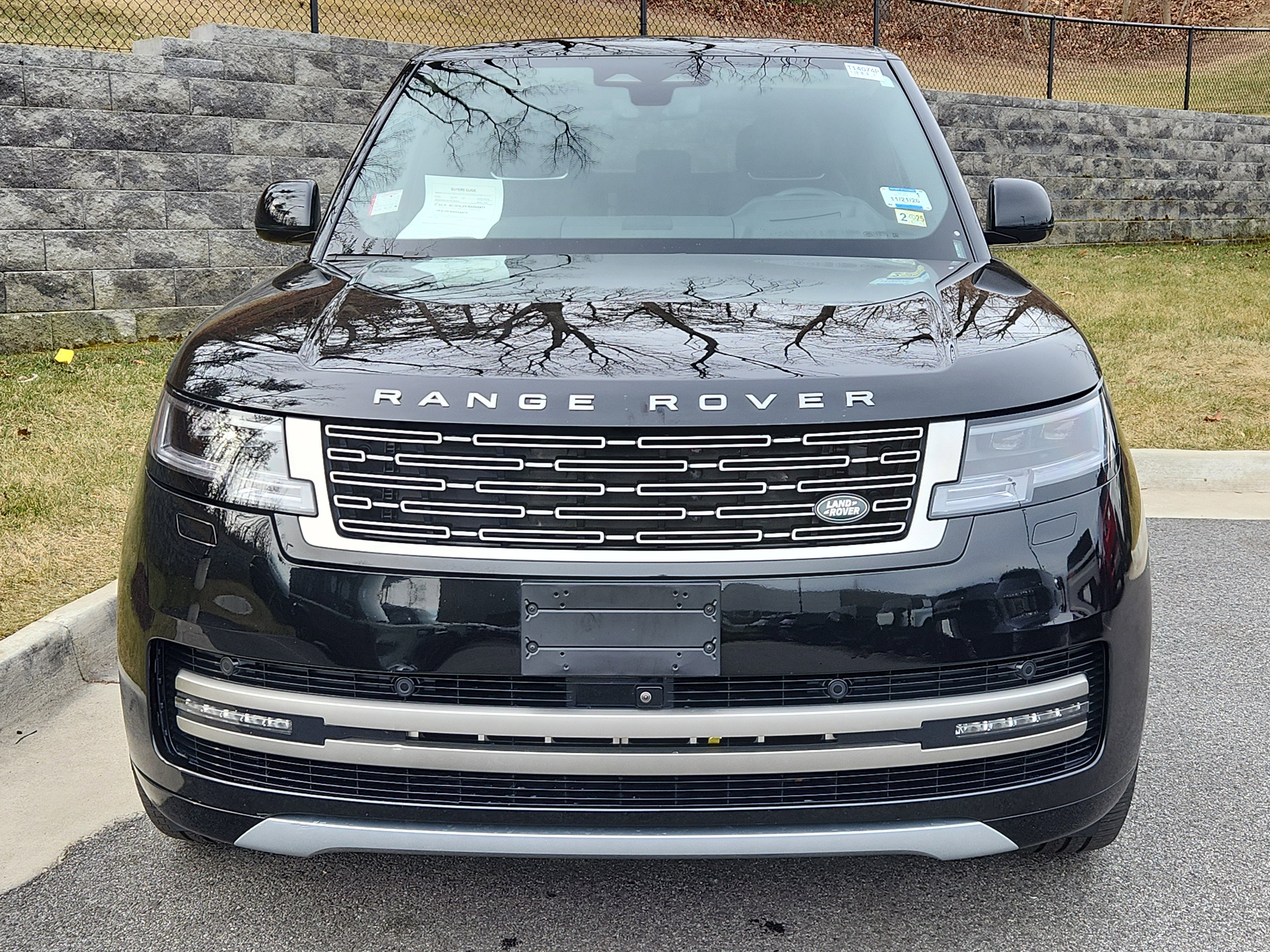 Used 2024 Land Rover Range Rover SE image 8