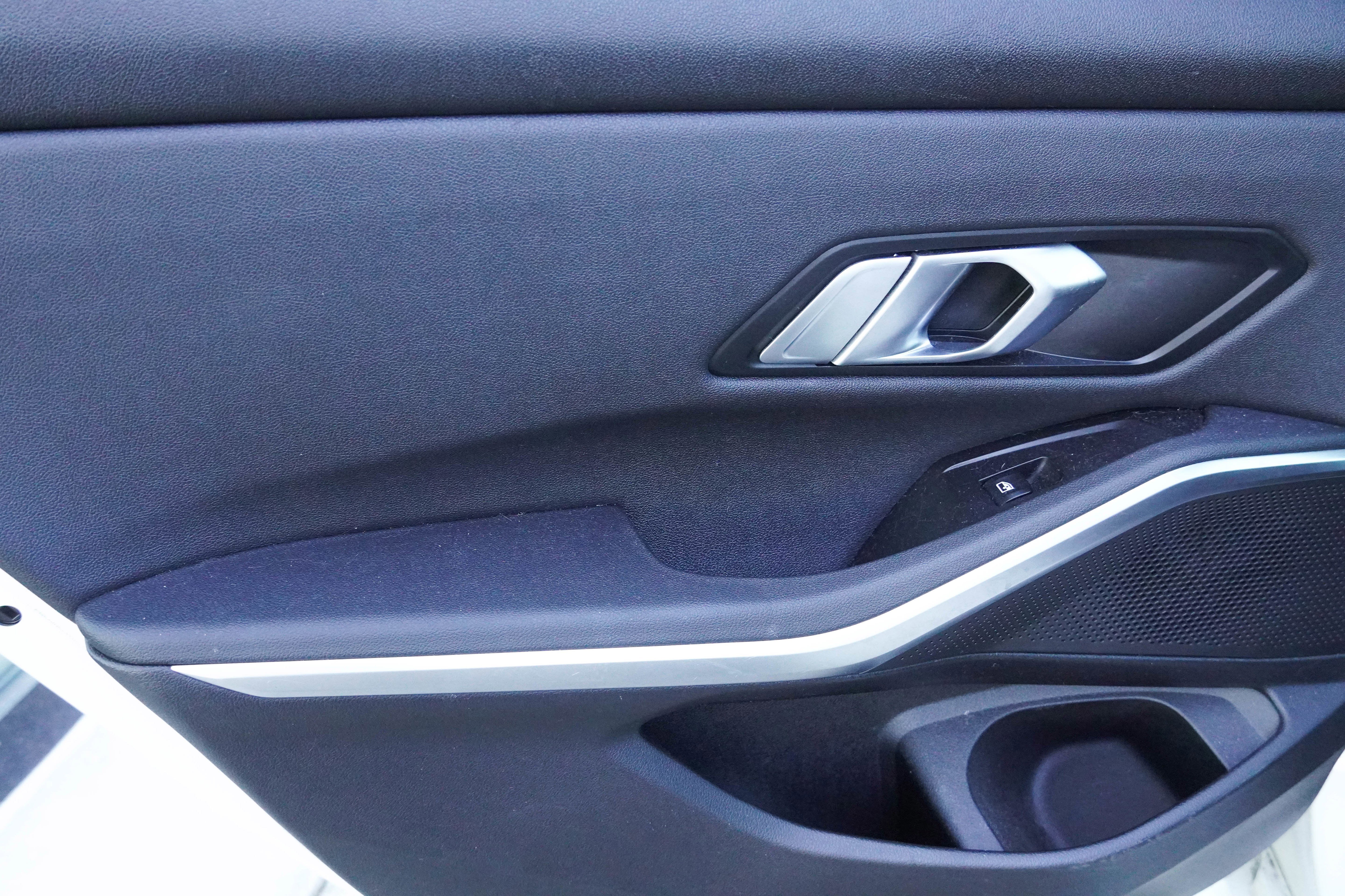 Used 2020 BMW 330i Sedan w/ Convenience Package image 31