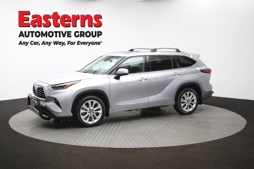 Used 2021 Toyota Highlander Limited AWD/4WD image 62