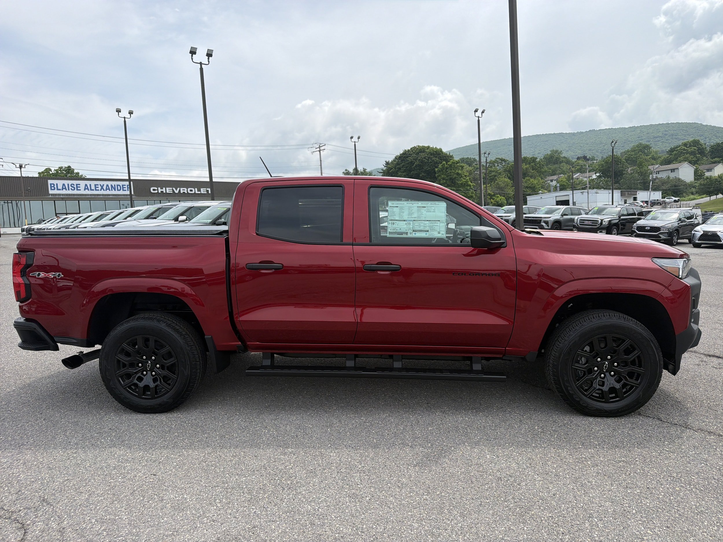 New 2026 Chevrolet Colorado W/T AWD/4WD image 18