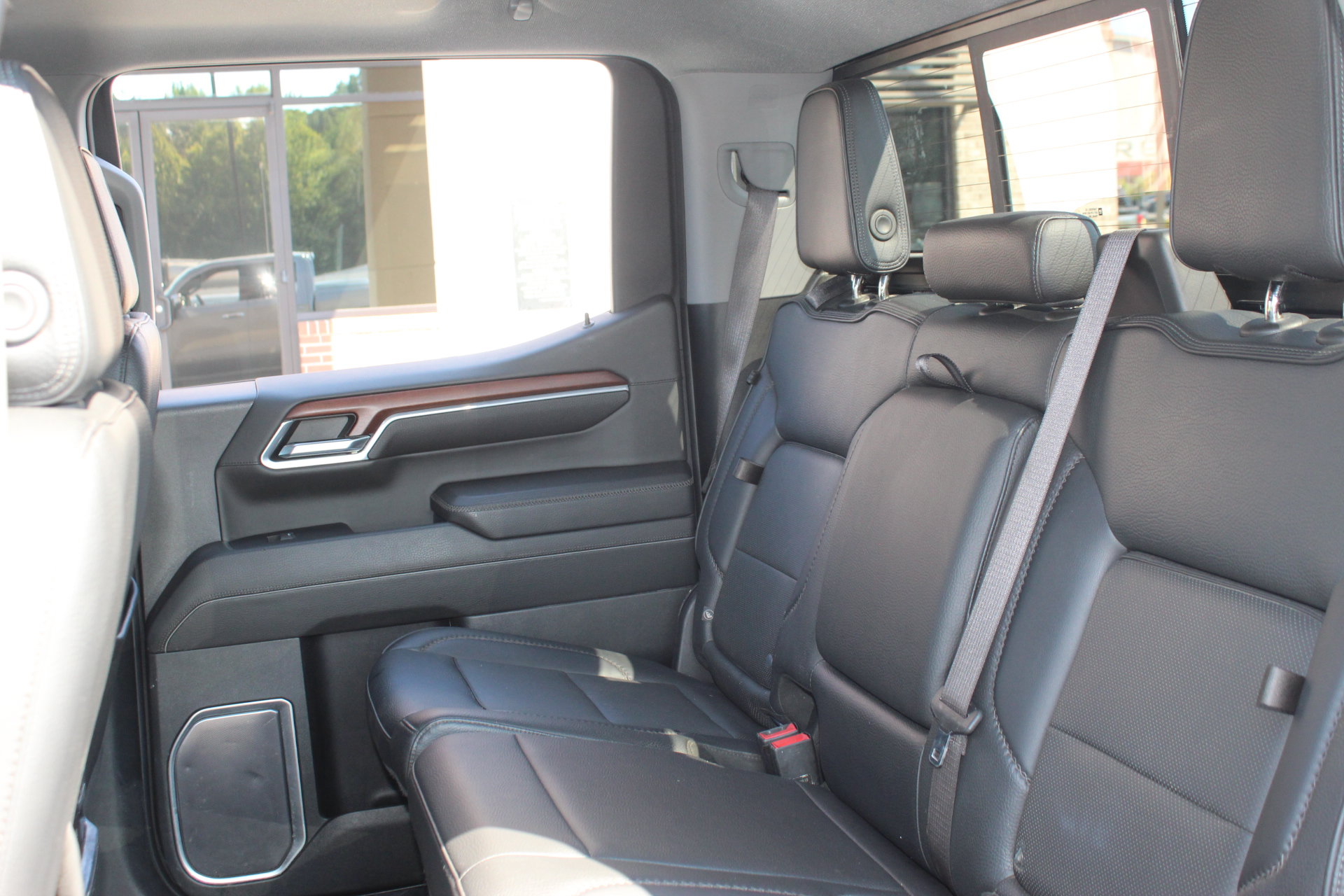 Used 2023 GMC Sierra 1500 Denali w/ Technology Package AWD/4WD image 31