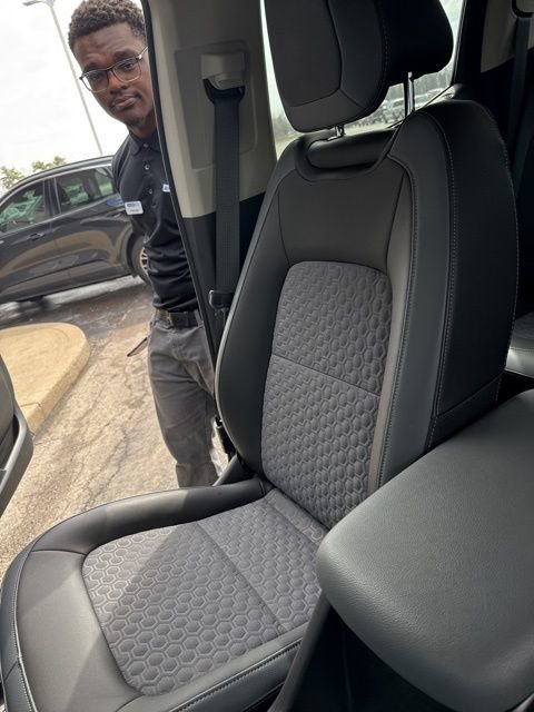 Used 2016 Chevrolet Colorado Z71 image 26