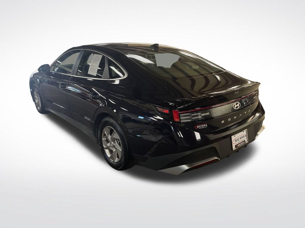 Certified 2026 Hyundai Sonata SE FWD image 3