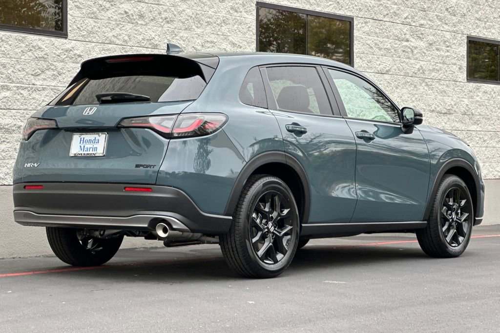 New 2025 Honda HR-V Sport image 4