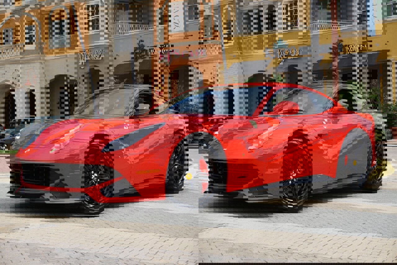 Used 2016 Ferrari F12 Berlinetta image 9