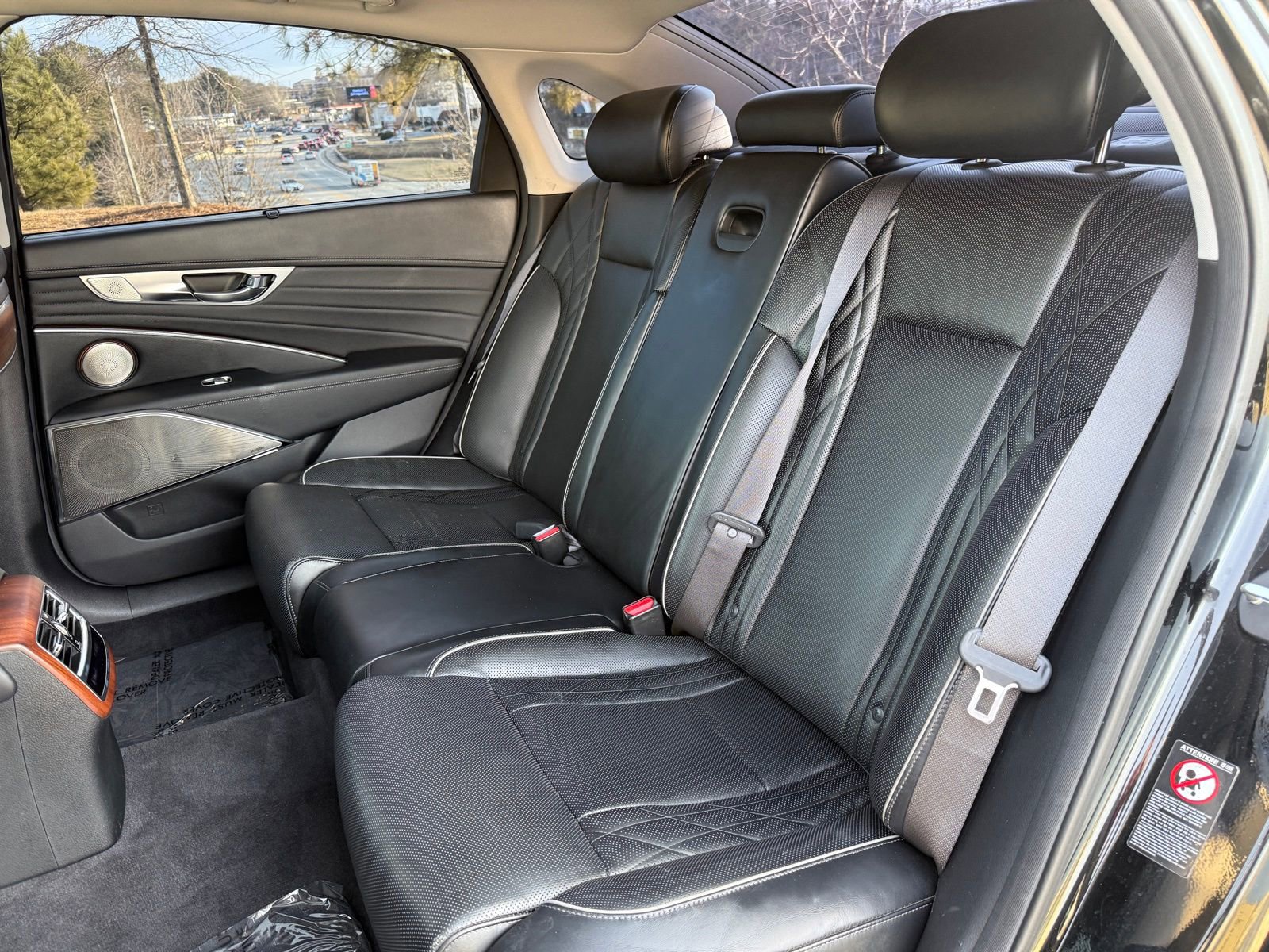 Used 2020 Kia K900 Luxury AWD/4WD image 41