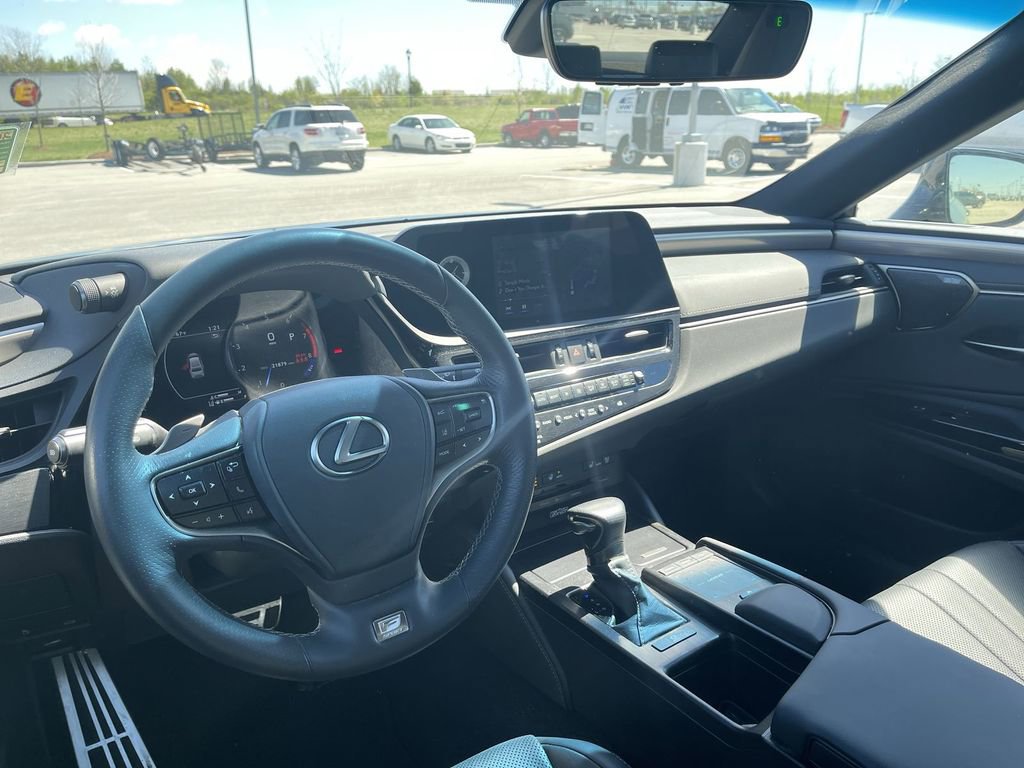 Used 2022 Lexus ES 350 F Sport w/ Accessory Package 2 image 7