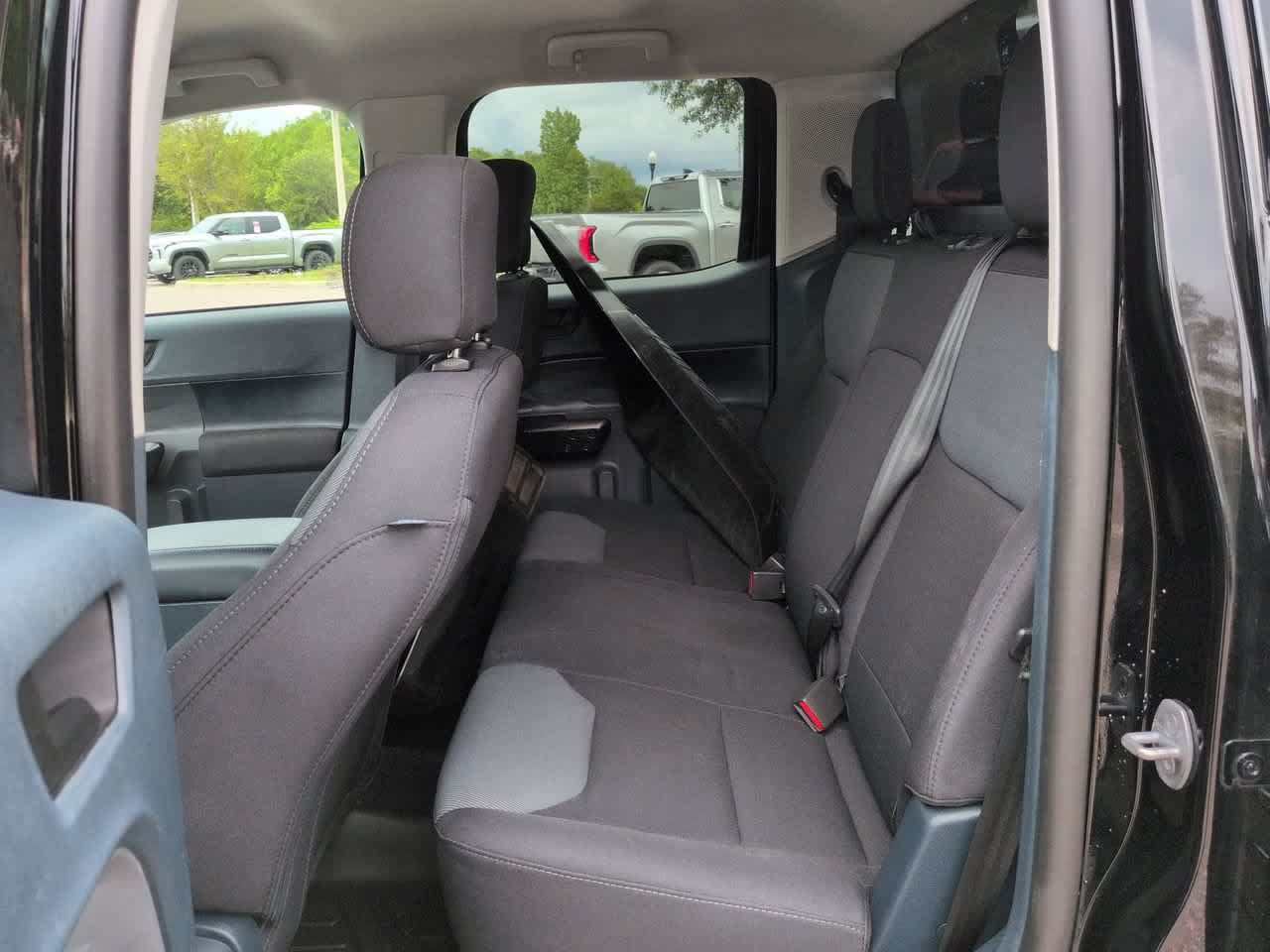 Used 2023 Ford Maverick XL FWD image 13