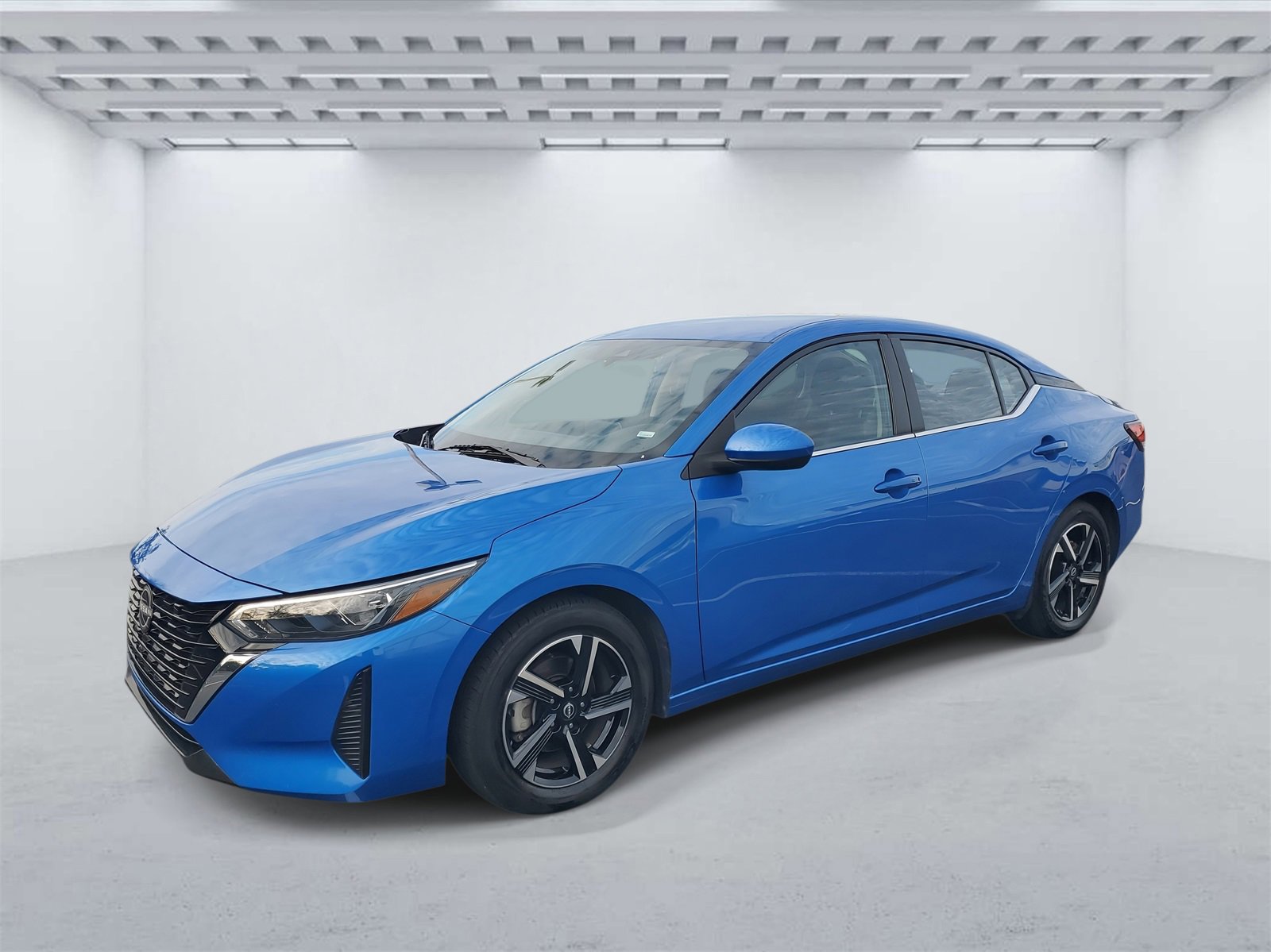 Used 2024 Nissan Sentra SV image 2