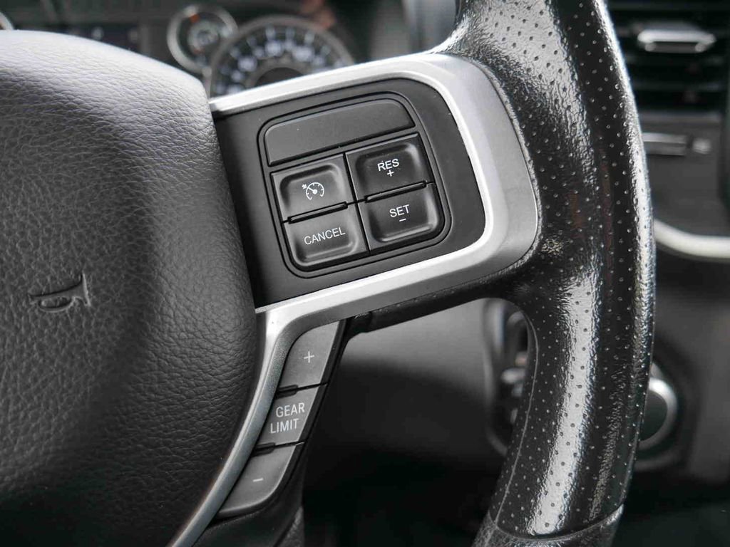 Used 2019 RAM 2500 Big Horn image 38