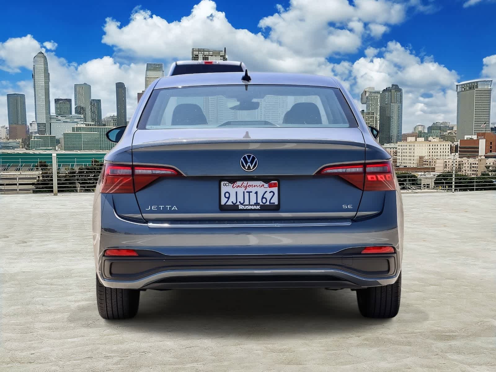 Certified 2023 Volkswagen Jetta SE FWD image 5