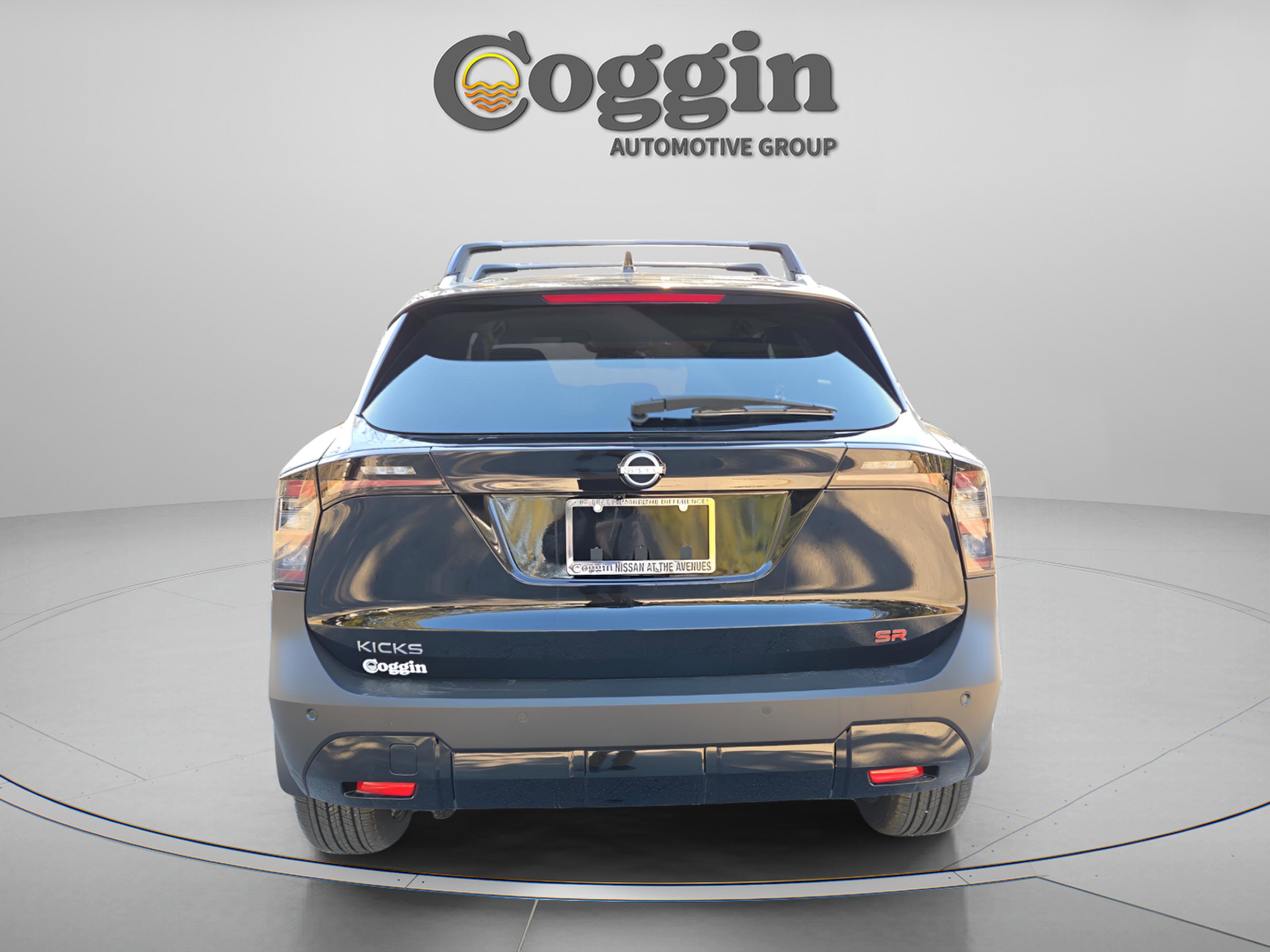 New 2026 Nissan Kicks SR image 5