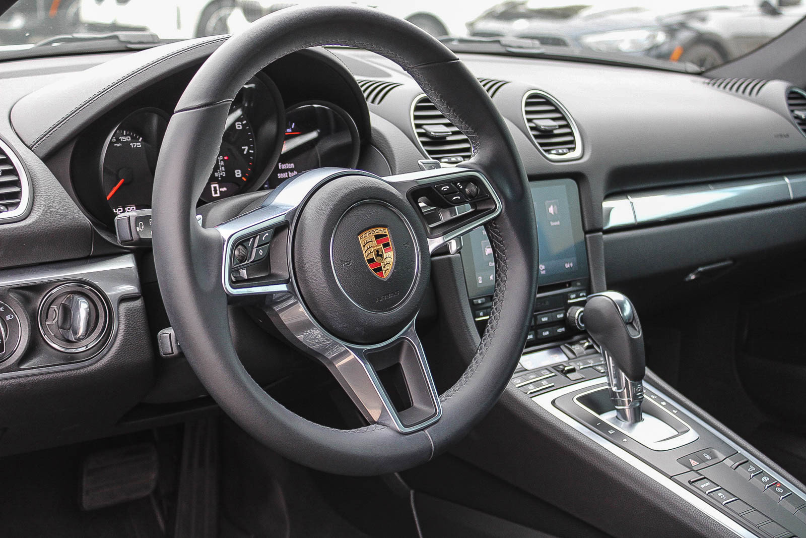 Used 2019 Porsche 718 Cayman RWD image 12
