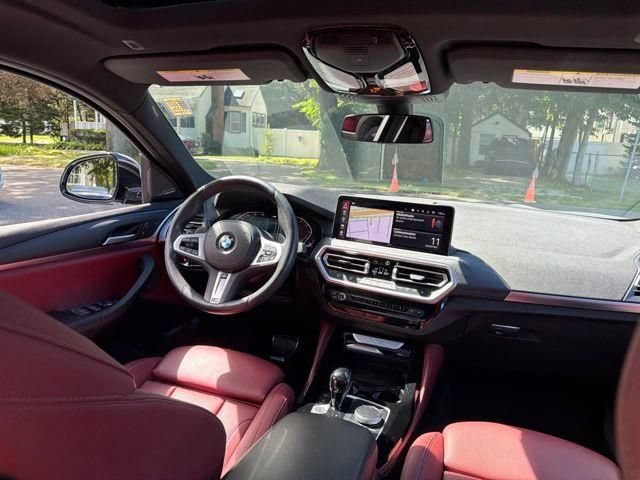 Used 2024 BMW X4 xDrive30i w/ M Sport Package AWD/4WD image 20