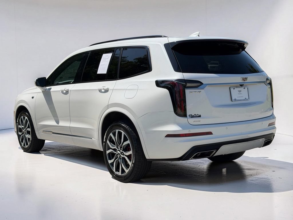 Certified 2024 Cadillac XT6 Sport w/ LPO, Floor Liner Package AWD/4WD image 7
