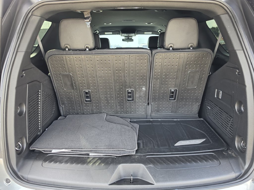 Used 2025 Chevrolet Tahoe LT RWD image 29