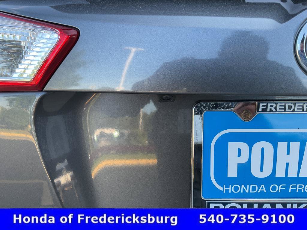 Used 2015 Toyota RAV4 LE AWD/4WD image 14