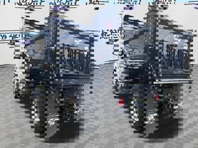 New 2027 Ford F750 2WD Regular Cab Super Duty image 5