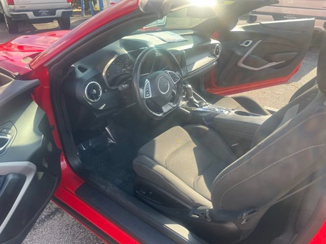 Used 2019 Chevrolet Camaro LT RWD image 12