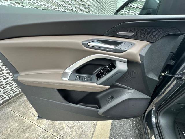New 2026 Audi Q5 Premium AWD/4WD image 12