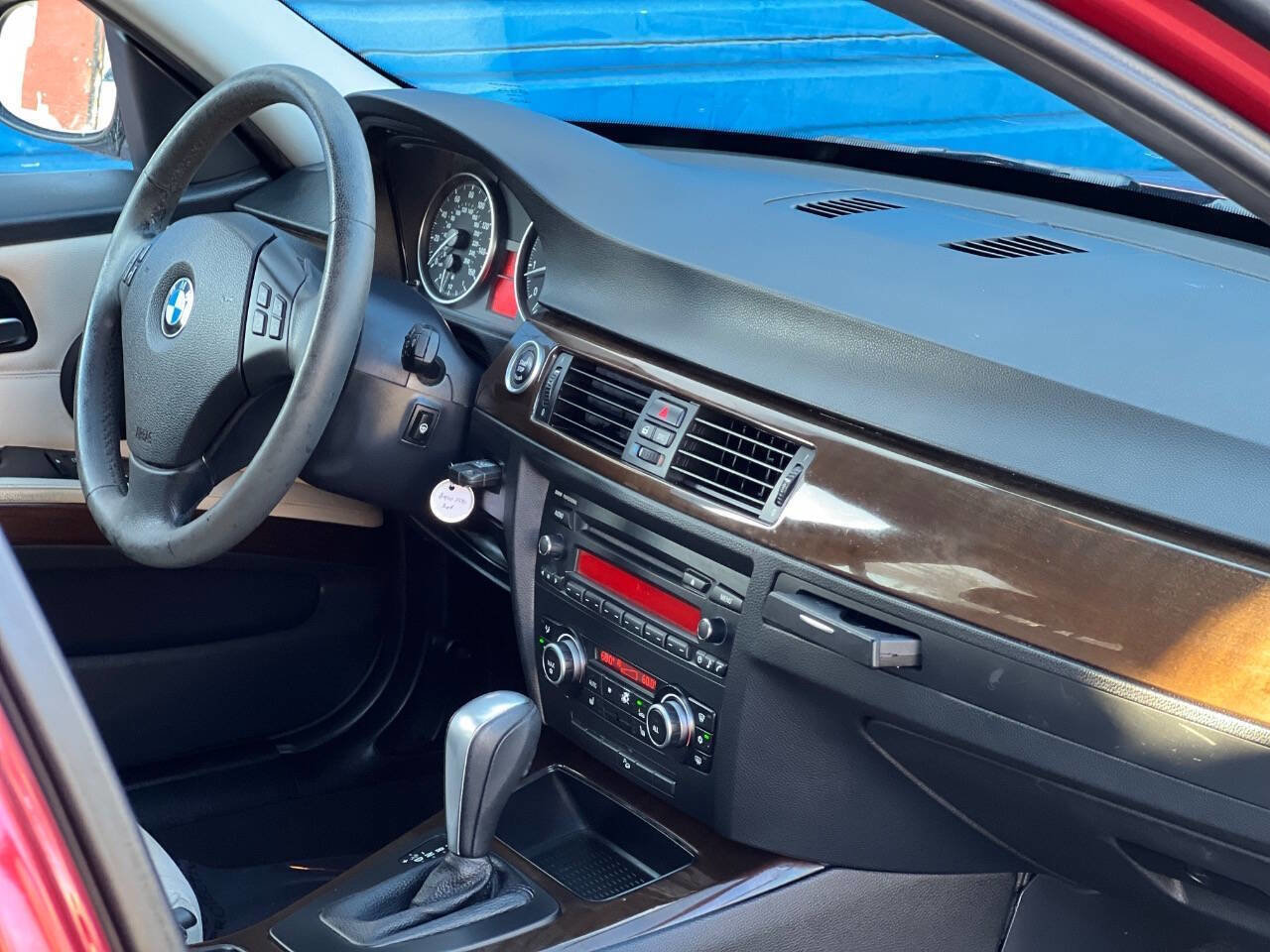 Used 2011 BMW 328i xDrive Sedan image 9