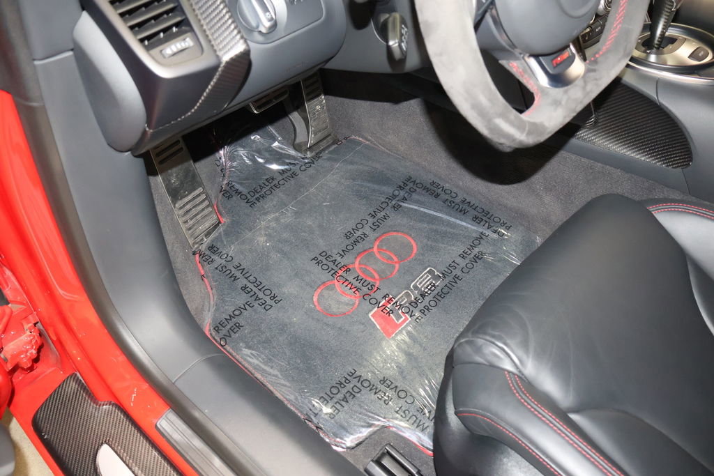 Used 2012 Audi R8 GT image 26