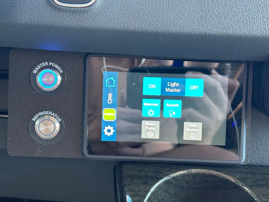 Used 2020 Mercedes-Benz Sprinter 3500 image 30