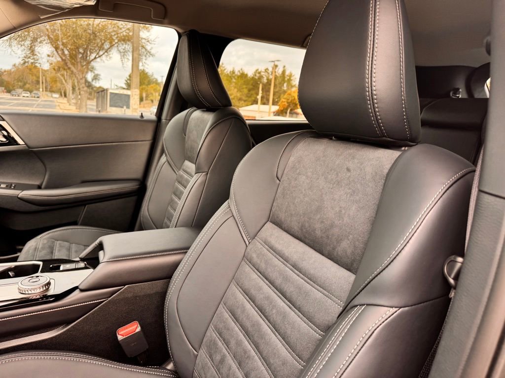 New 2026 Mitsubishi Outlander SE FWD image 30