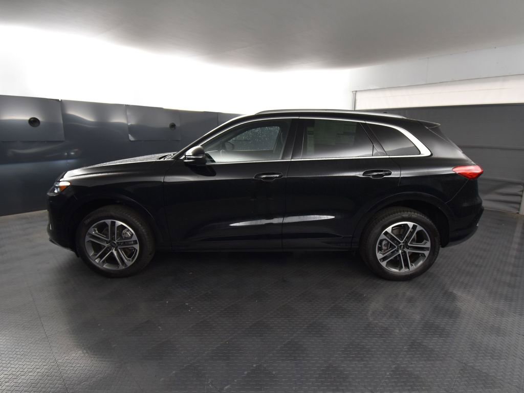 New 2025 Audi Q5 Premium Plus image 2