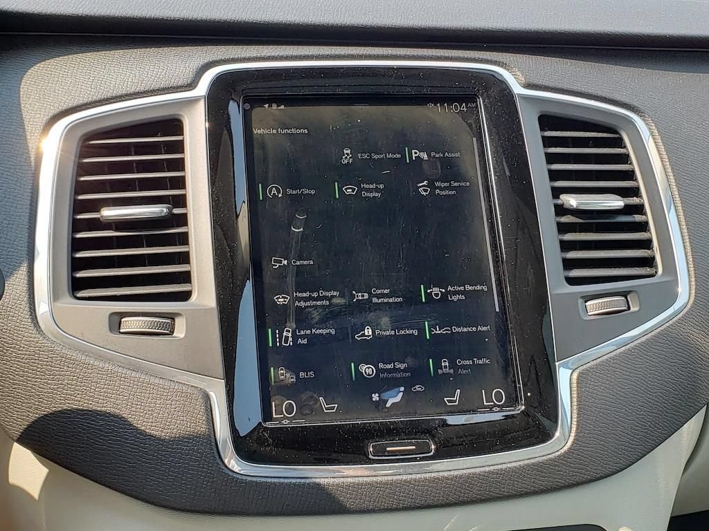 Used 2020 Volvo XC90 T6 Momentum AWD/4WD image 22