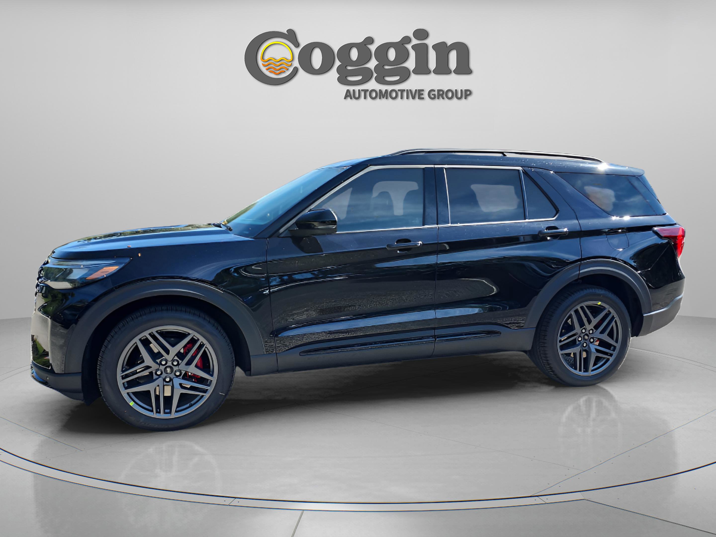 New 2026 Ford Explorer ST w/ Sun And Sound Package