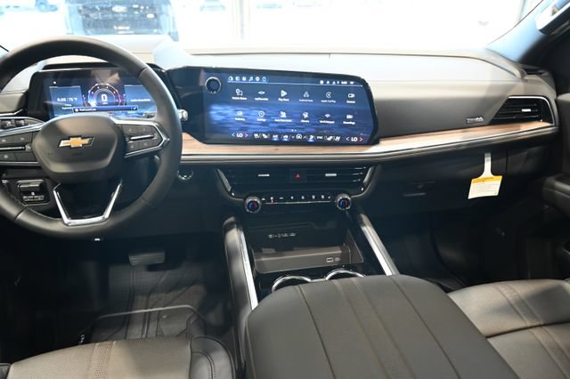 New 2026 Chevrolet Tahoe High Country AWD/4WD image 15