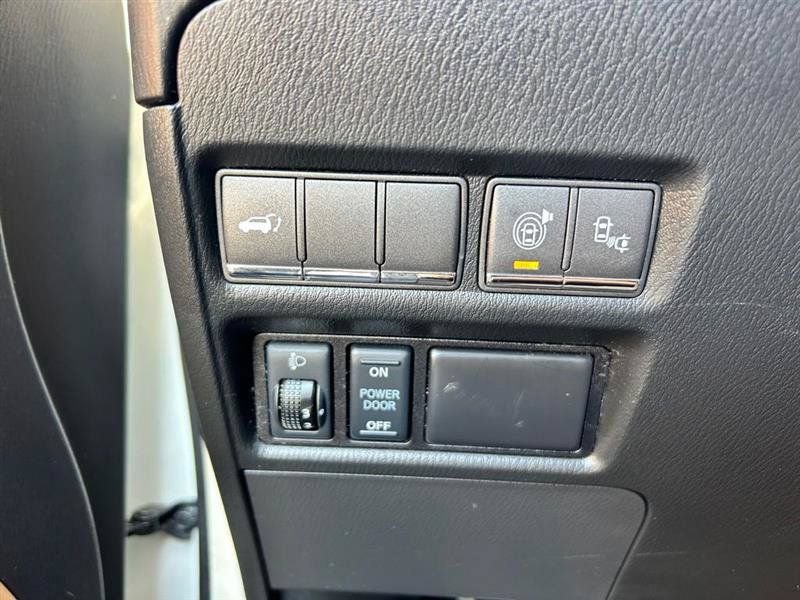 Used 2016 INFINITI QX80 2WD image 24